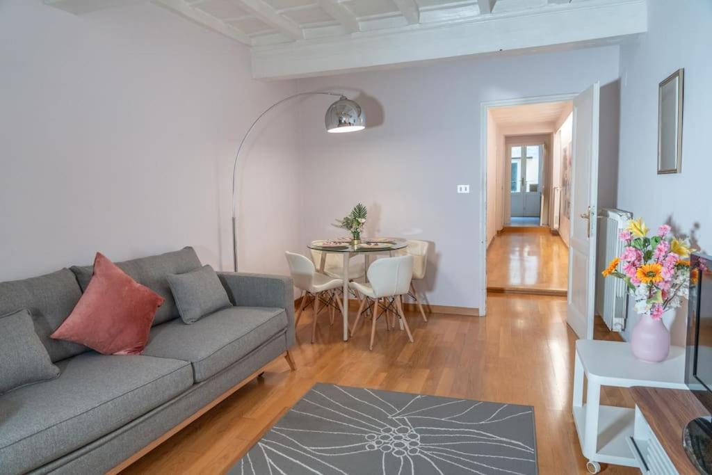 Uffizi Living Storia E Arte Sotto Casa Apartment *
